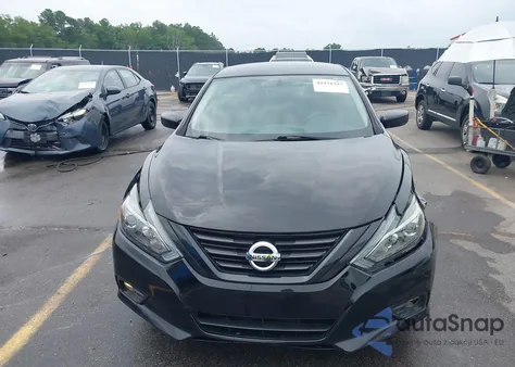 2018 Nissan Altima 2.5 Sr из США, поврежденный, VIN 1N4AL3AP5JC178162